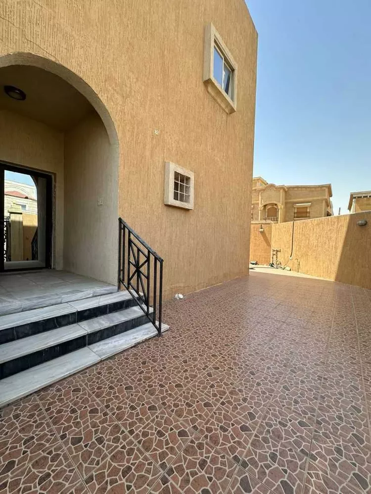 فيلا للبيع في شارع الابرار, حي الجامعة, مدينة الظهران, المنطقة الشرقية صورة 3