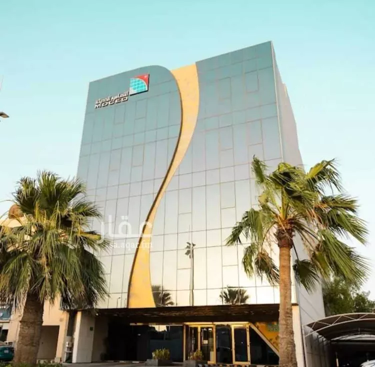 مكتب تجاري للإيجار في شارع الامير مقرن ابن عبدالعزيز, حي مدينة العمال, مدينة الخبر, المنطقة الشرقية