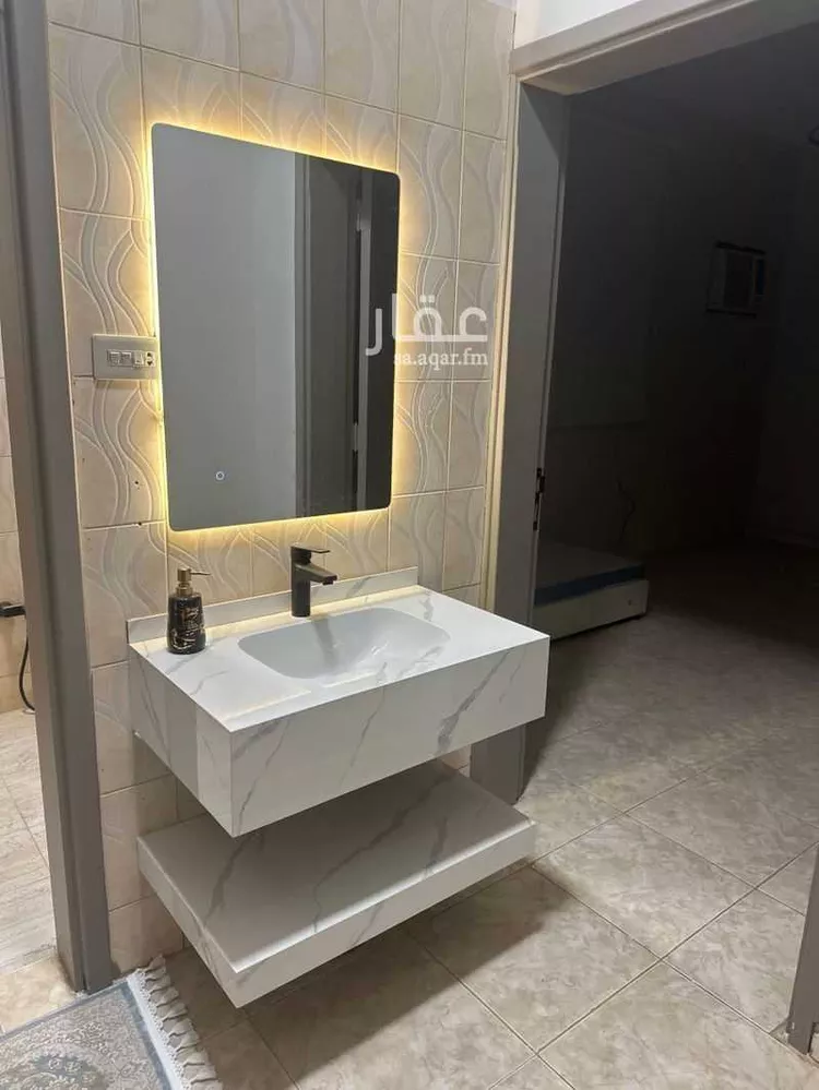 شقة للإيجار في شارع حسن المهنا, حي الأمن, مدينة بريدة, منطقة القصيم صورة 4