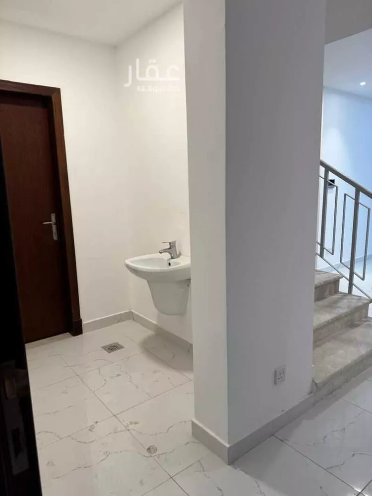 فيلا للإيجار في شارع البنان ، حي الإسكان الجنوبي ، الدمام ، الدمام صورة 3