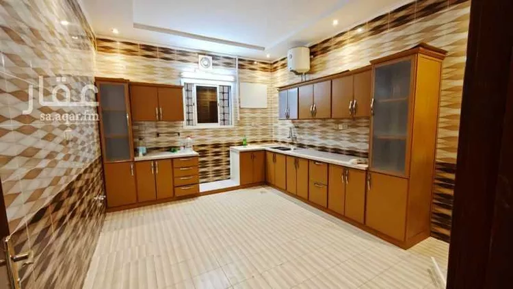 دور للبيع في شارع عبدالحق بن عطية, حي الروضة, مدينة الرياض, منطقة الرياض 1 صورة