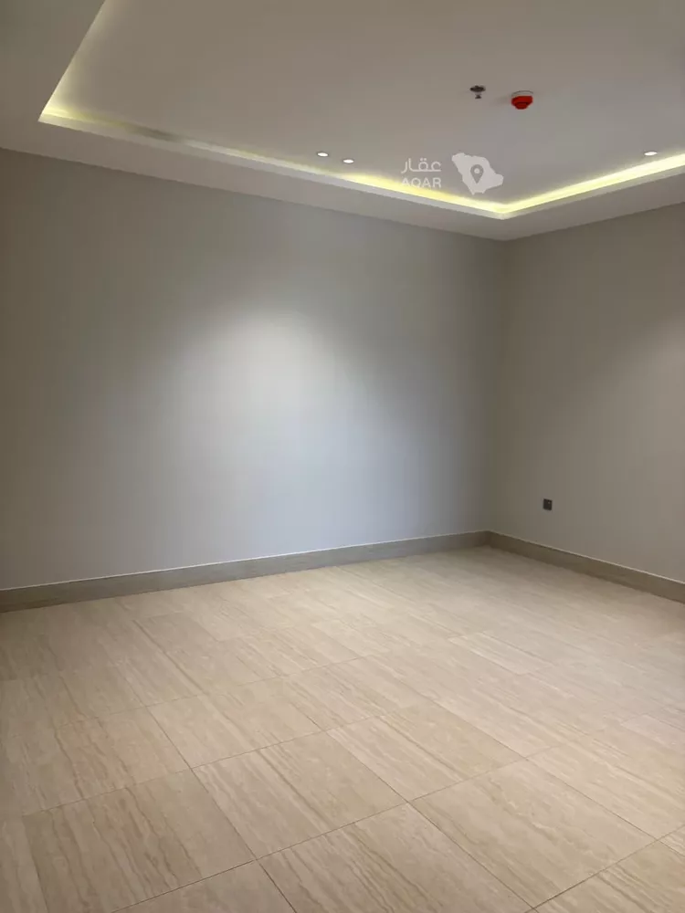 شقة للبيع في شارع مدائن صالح, حي الحمراء, مدينة الخبر, المنطقة الشرقية 2