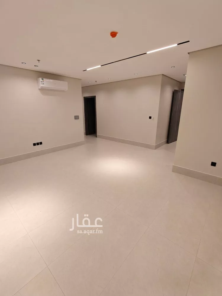 شقة للبيع في شارع الخليل بن احمد, حي الزهور, مدينة الدمام, المنطقة الشرقية 11
