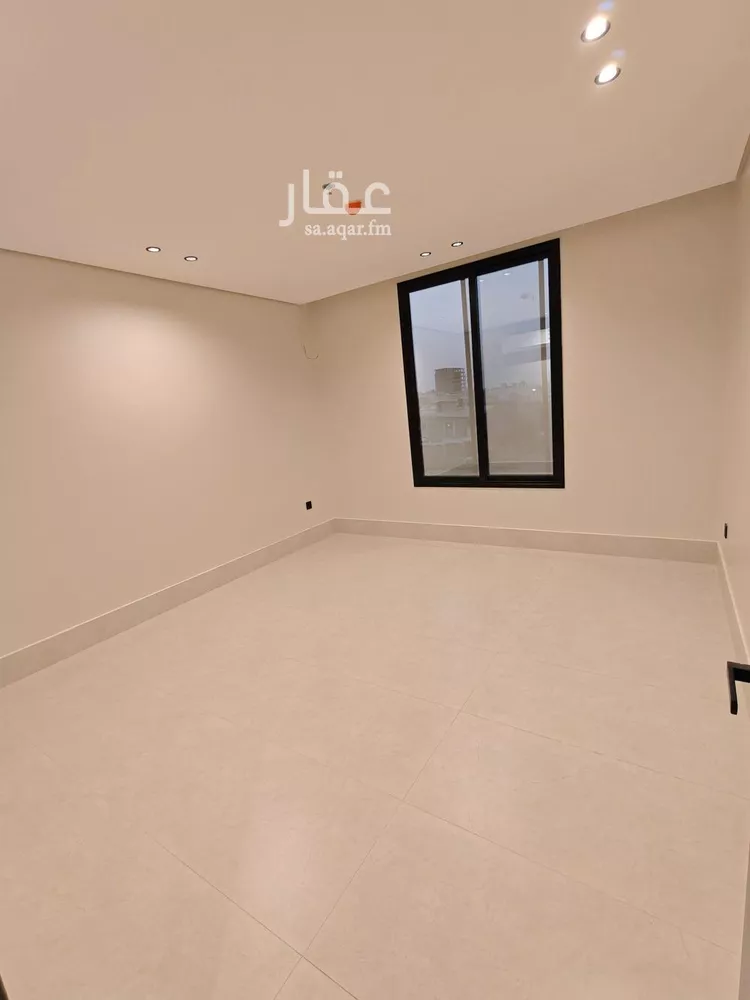 Apartment for Sale in Dammam Az Zuhur 9