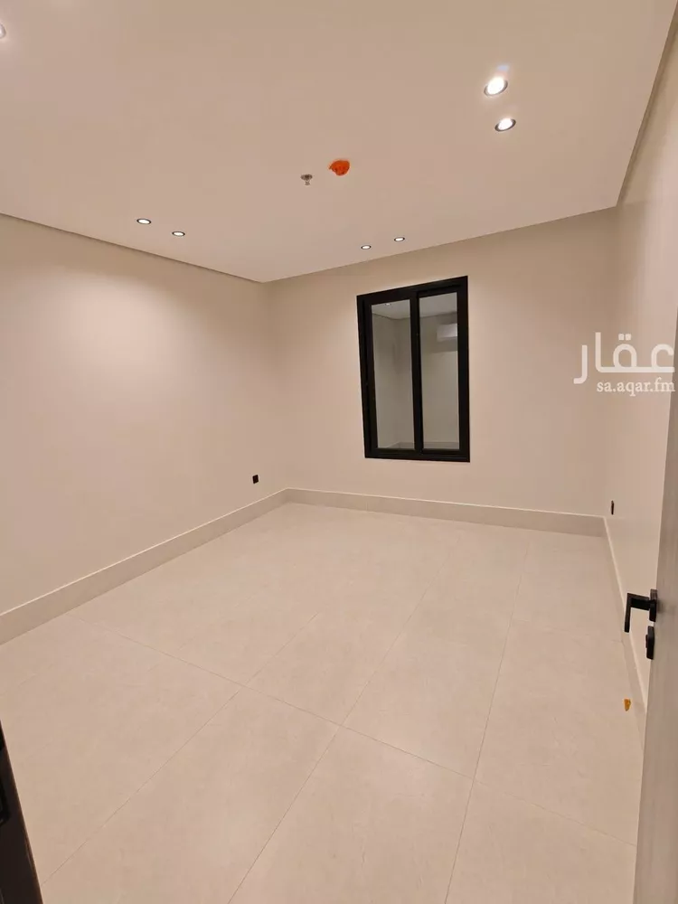 شقة للبيع في شارع الخليل بن احمد, حي الزهور, مدينة الدمام, المنطقة الشرقية صورة 3