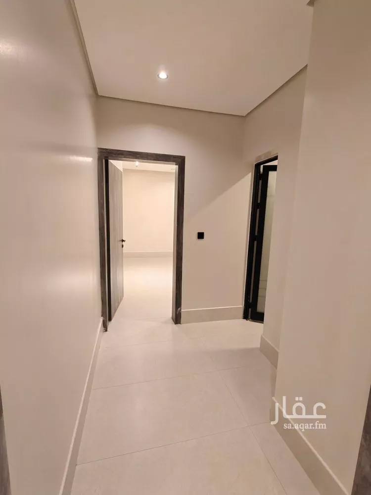 شقة للبيع في شارع الخليل بن احمد, حي الزهور, مدينة الدمام, المنطقة الشرقية 8