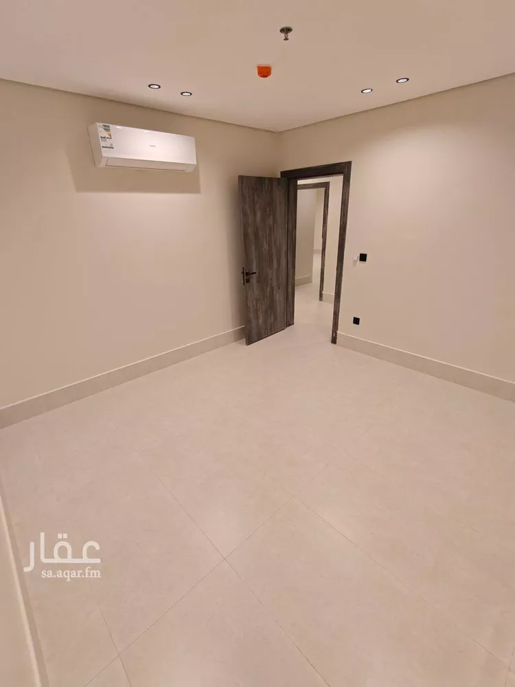 Apartment for Sale in Dammam Az Zuhur 7