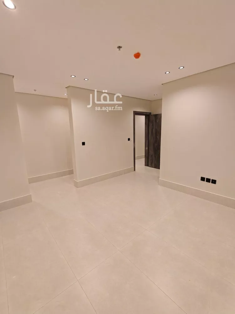 Apartment for Sale in Dammam Az Zuhur 11