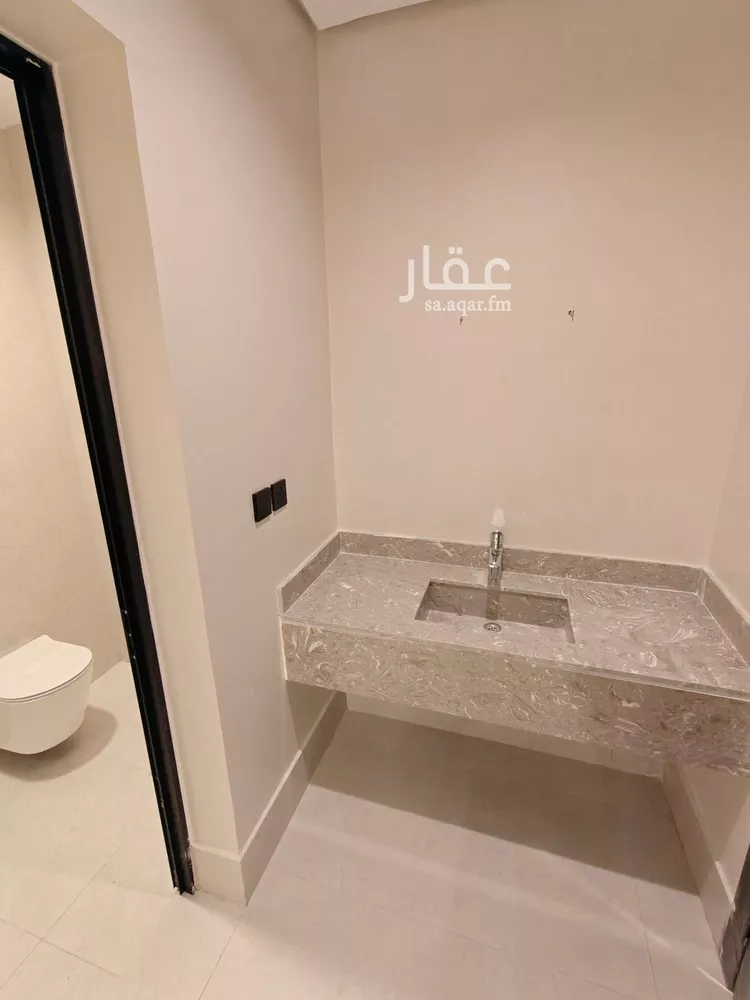 شقة للبيع في شارع الخليل بن احمد, حي الزهور, مدينة الدمام, المنطقة الشرقية 8