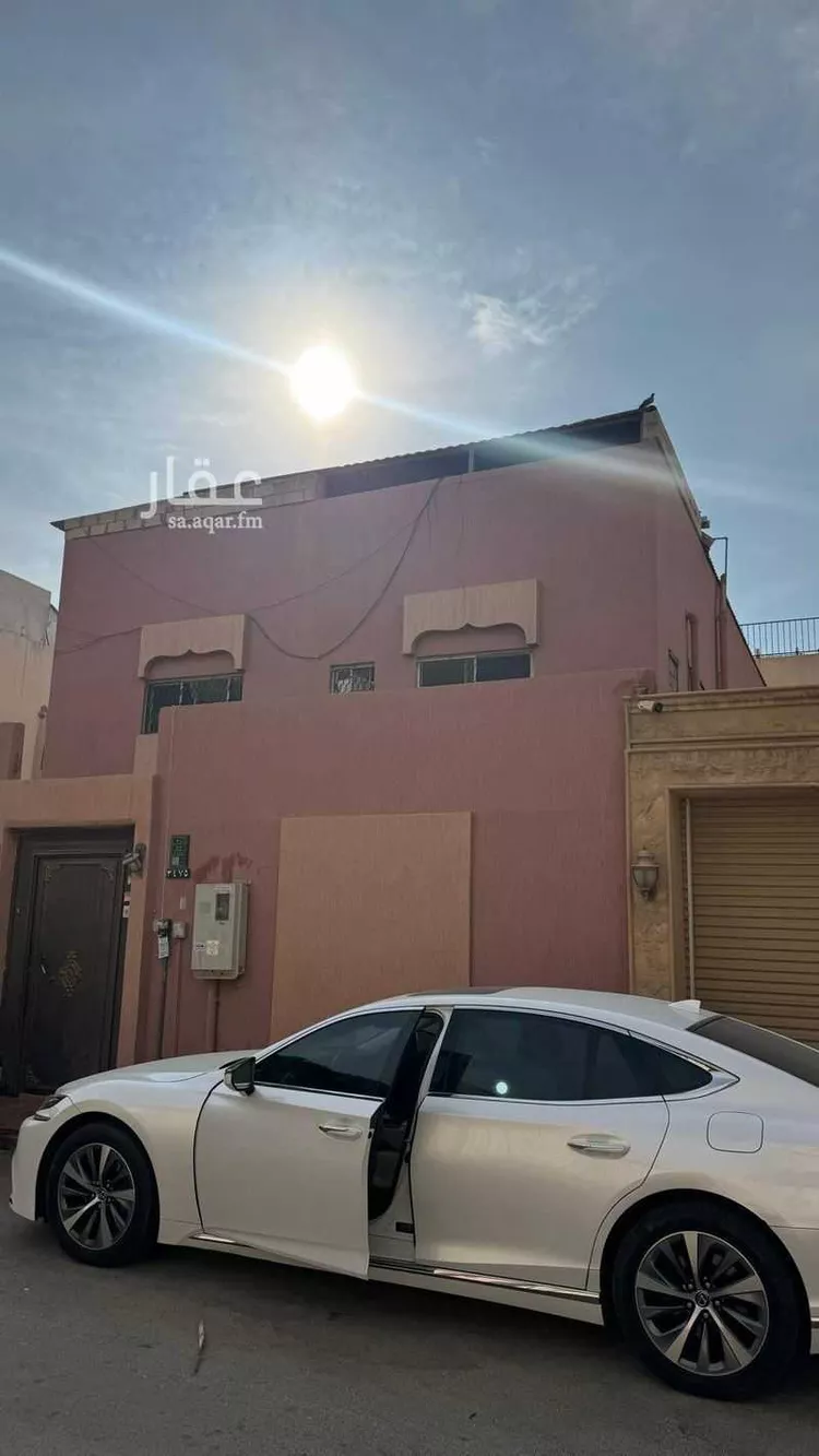 فيلا للبيع في شارع إبراهيم النصير, حي الملز, مدينة الرياض, منطقة الرياض صورة 2