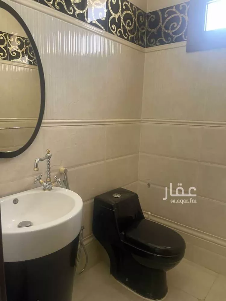 فيلا للبيع في شارع اسماء بنت عمرو ، حي مهزور ، المدينة المنورة ، منطقة المدينة المنورة صورة 3