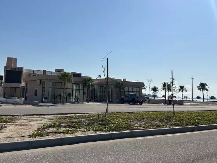 عمارة للبيع في شارع الهديل, حي البحيرة, مدينة الخبر, المنطقة الشرقية