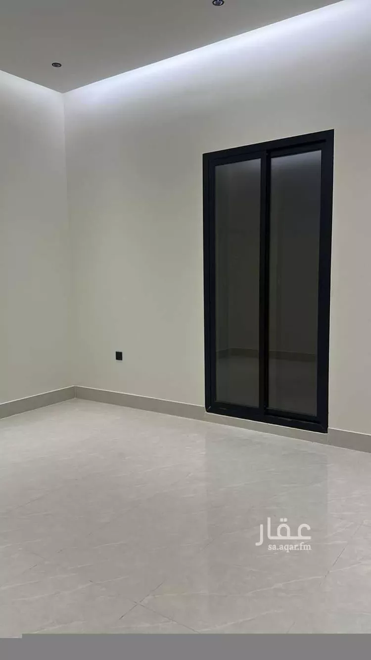 فيلا للإيجار في شارع 111, حي الرمال, مدينة الرياض, منطقة الرياض