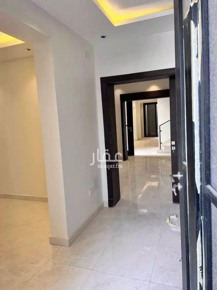 Villa for Sale in Riyadh Al Janadriyah 7