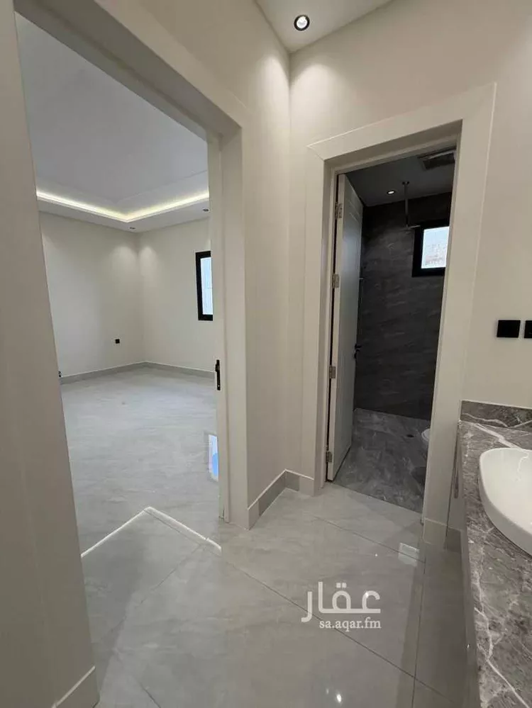 دور للبيع في شارع أحمد بن إبراهيم الأزهري, حي الرمال, مدينة الرياض, منطقة الرياض صورة 3
