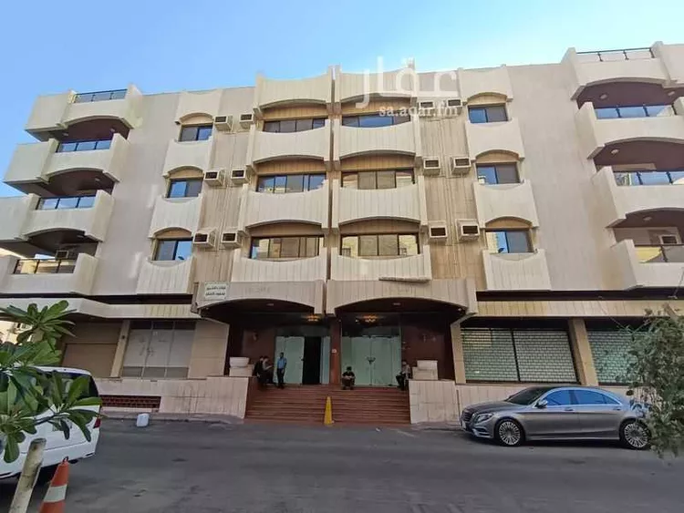 عمارة للإيجار في شارع الفريق, حي العزيزية, مدينة جدة, منطقة مكة المكرمة صورة 3