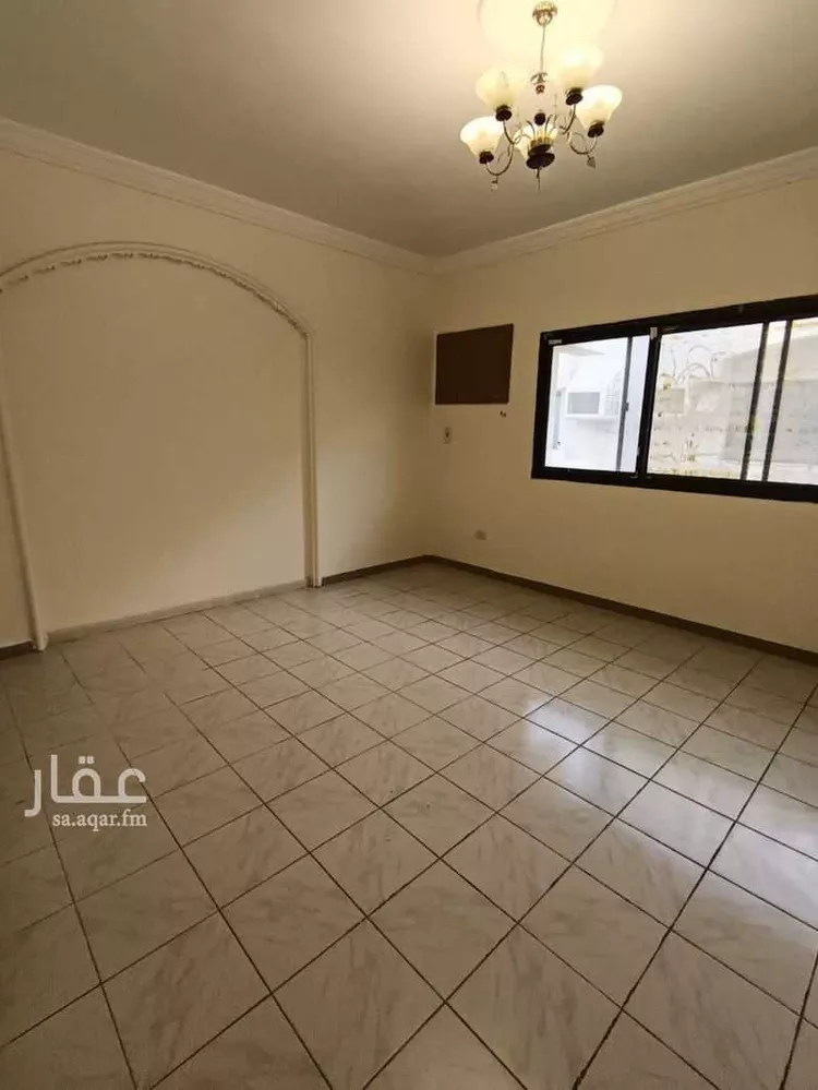 شقة للإيجار في شارع الفريق, حي العزيزية, مدينة جدة, منطقة مكة المكرمة صورة 3