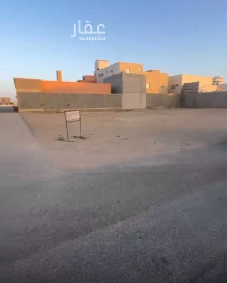 أرض للبيع في شارع الامير جلوي بن تركي ، حي الخالدية ، ليلى ، الافلاج