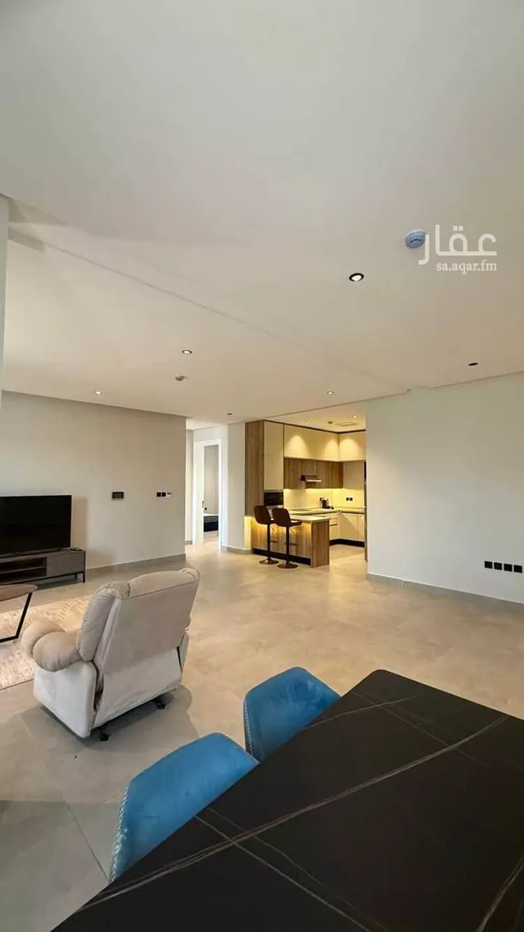 شقة للإيجار في شارع الامير مقرن بن عبدالعزيز, حي مغرزات, مدينة الرياض, منطقة الرياض صورة 4