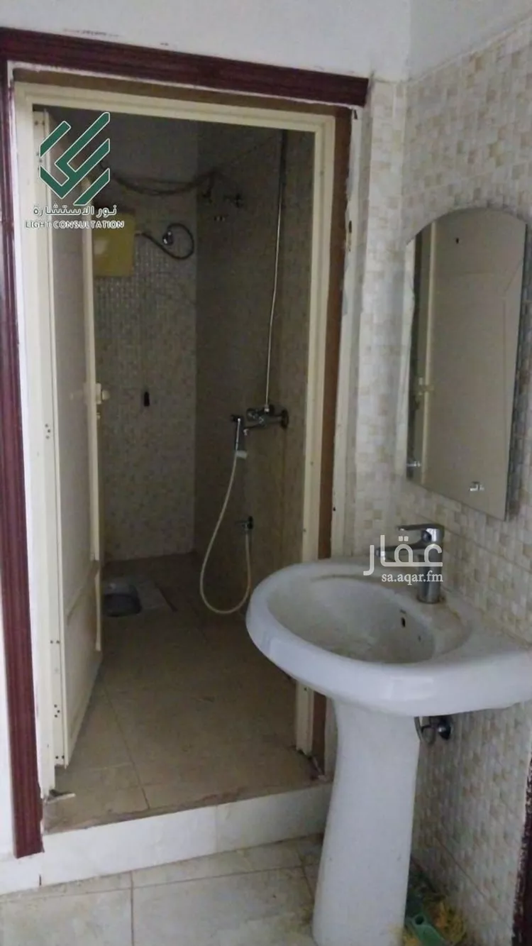 دور للبيع في شارع حطان ابن حفص ابن مجدع, حي وعيرة, مدينة المدينة المنورة, منطقة المدينة المنورة صورة 4