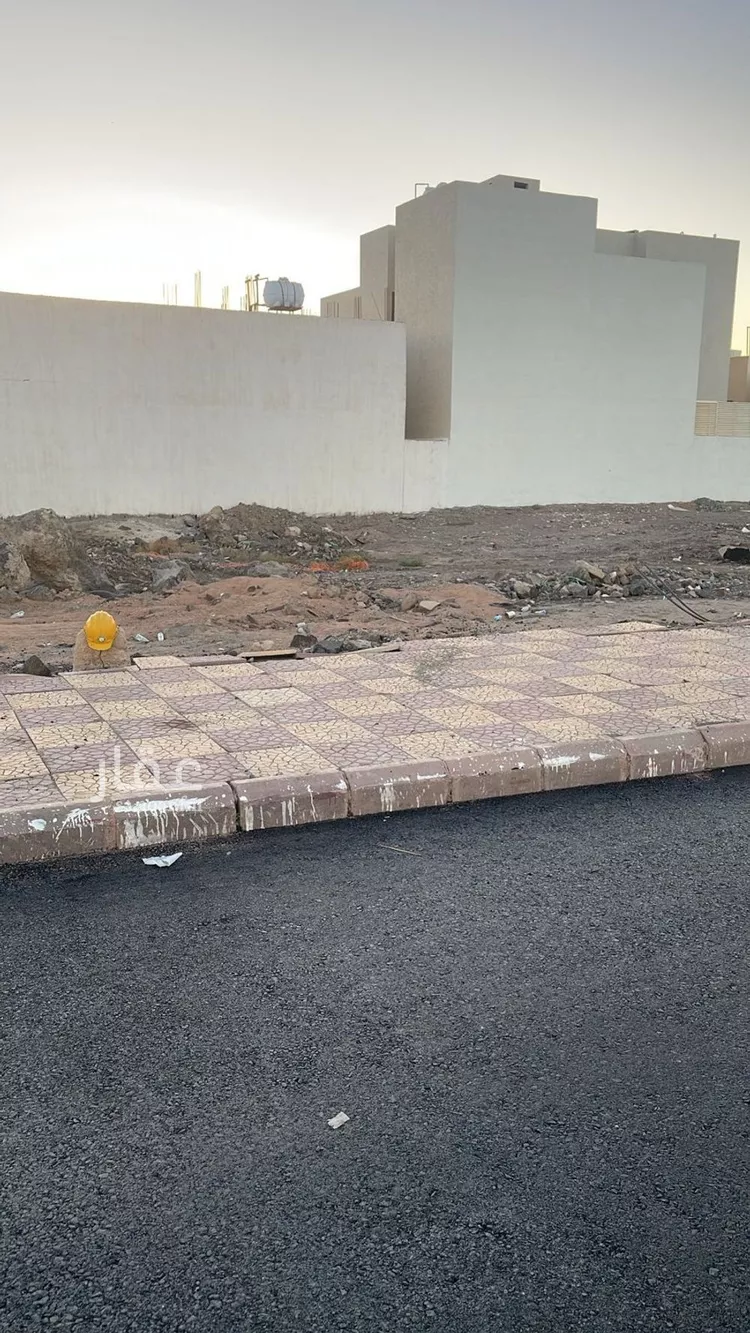 أرض للبيع في شارع ضمرة بن ابي العيص, حي نبلاء, مدينة المدينة المنورة, منطقة المدينة المنورة صورة 2