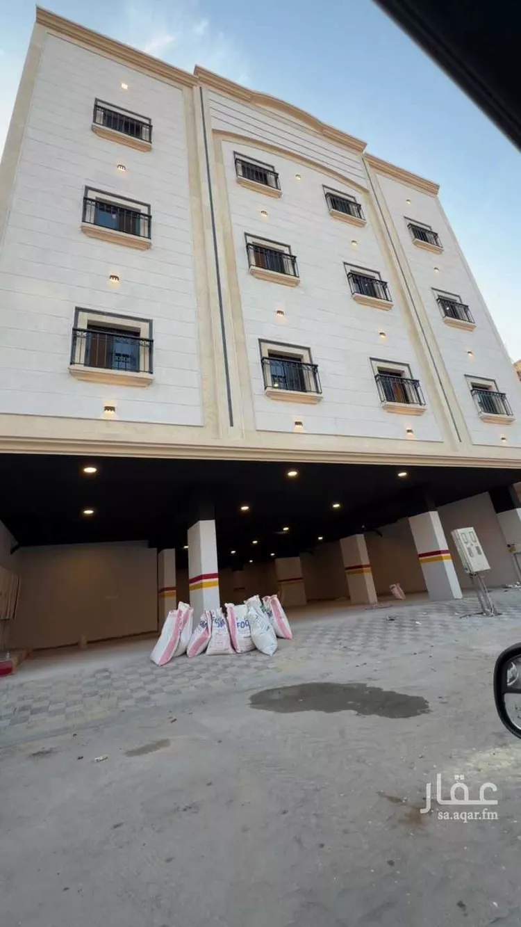 عمارة للبيع في شارع بريدة, حي الثقبة, مدينة الخبر, المنطقة الشرقية صورة 5