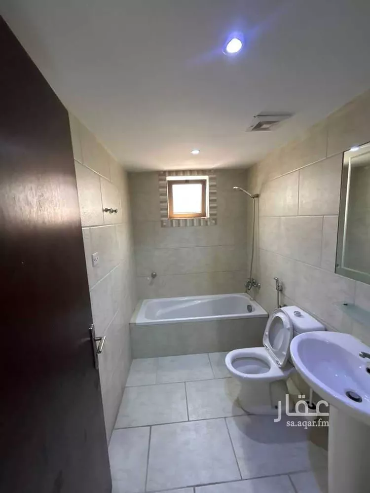 شقة للإيجار في شارع حارثة النجاري, حي الروابي, مدينة الخبر, المنطقة الشرقية صورة 2