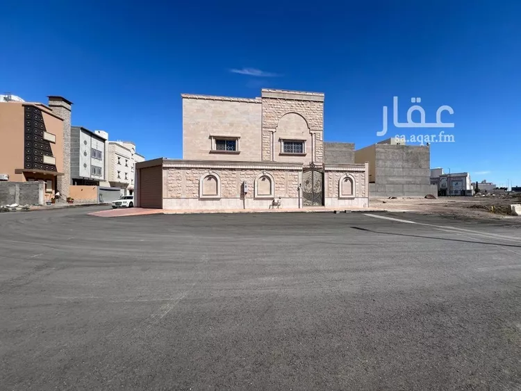 فيلا للبيع في شارع هشام بن زيد بن انس بن مالك, حي وادي مذينب, مدينة المدينة المنورة, منطقة المدينة المنورة 8