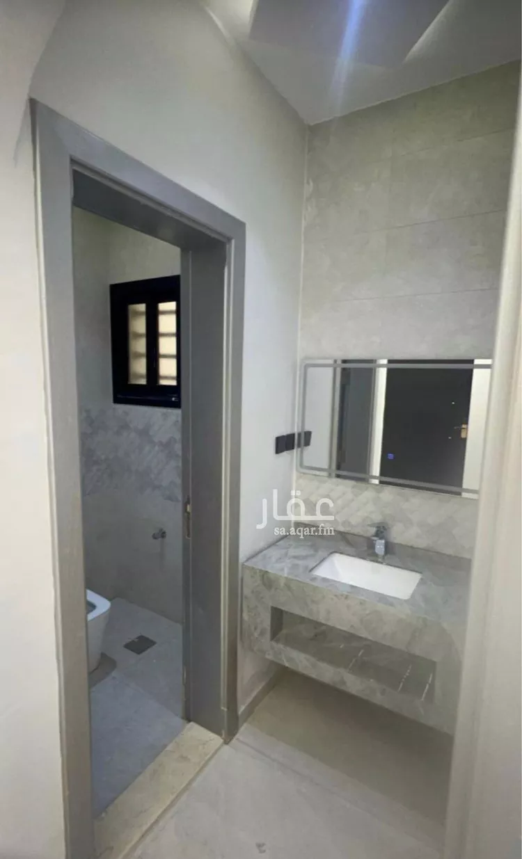 عمارة للبيع في شارع عبدالله ابن ابي ميسرة, حي المطار, مدينة المدينة المنورة, منطقة المدينة المنورة صورة 2