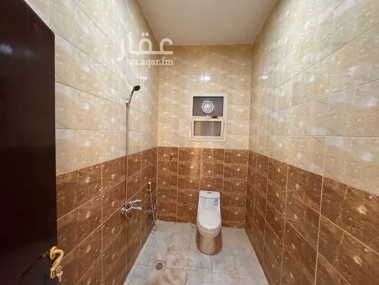 فيلا للبيع في شارع الحشام, حي العزيزية, مدينة الرياض, منطقة الرياض 9