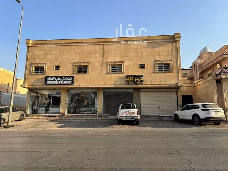 محل للإيجار في صورة 2