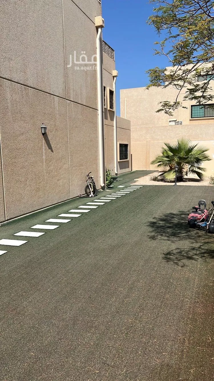 فيلا للبيع في شارع شارع القبلتين, حي جلمودة, مدينة مدينه الجبيل الصناعيه, المنطقة الشرقية صورة 2