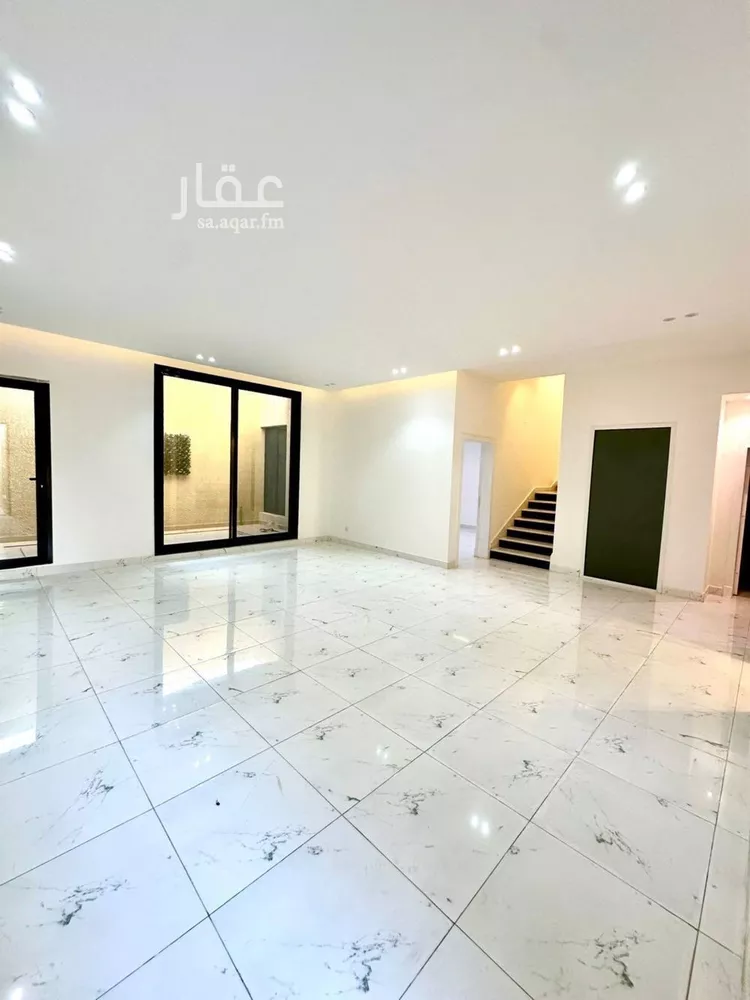 فيلا للبيع في شارع إسماعيل بن أبي اليسر, حي العارض, مدينة الرياض, منطقة الرياض صورة 5