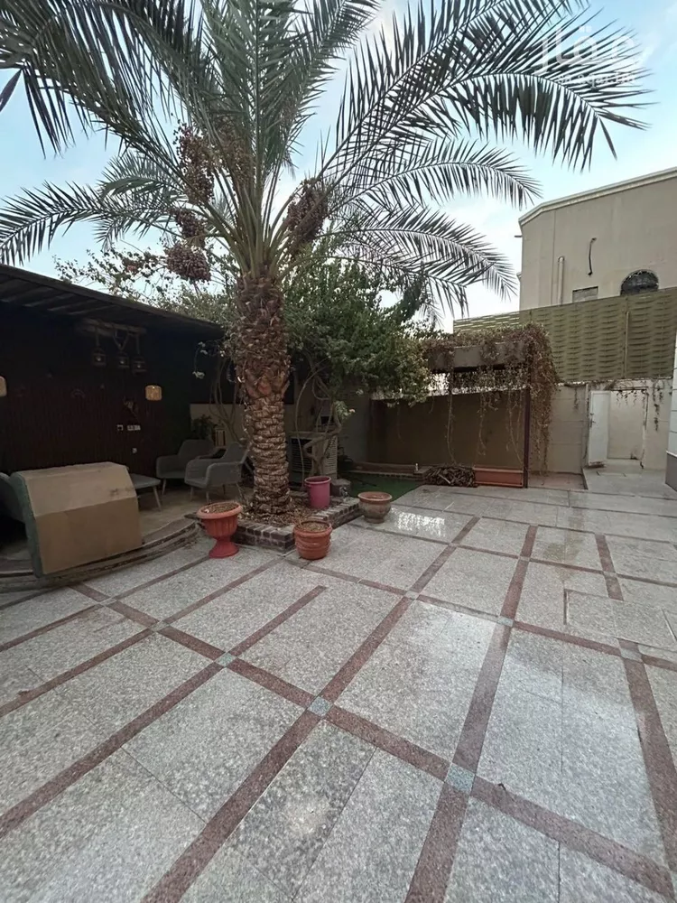 فيلا للبيع في شارع عبدالله بن عتيك, حي النفل, مدينة الرياض, منطقة الرياض صورة 2