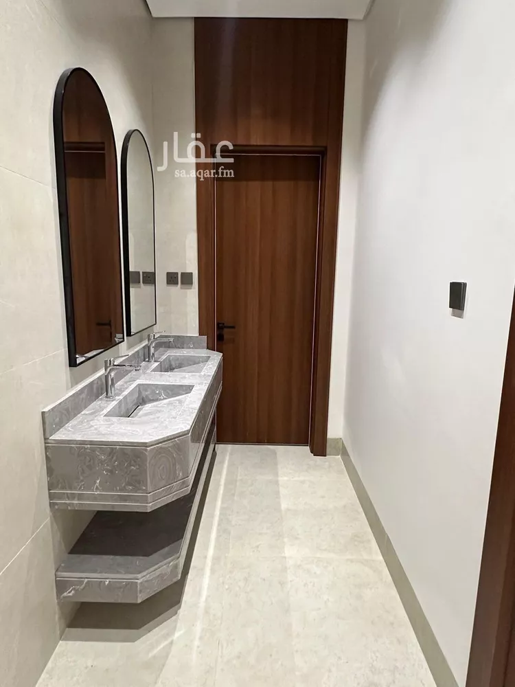 شقة للإيجار في شارع محمد عبدالملك الهمداني, حي الصفاء, مدينة الرياض, منطقة الرياض صورة 3