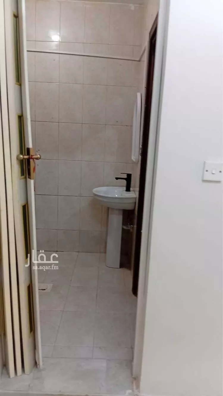 شقة للإيجار في شارع سراقه بن مالك, حي الشرفية, مدينة جدة, منطقة مكة المكرمة