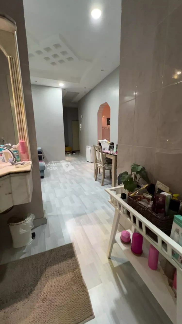 شقة للإيجار في شارع ابن حزم, حي العريجاء الغربي, مدينة الرياض, منطقة الرياض 2