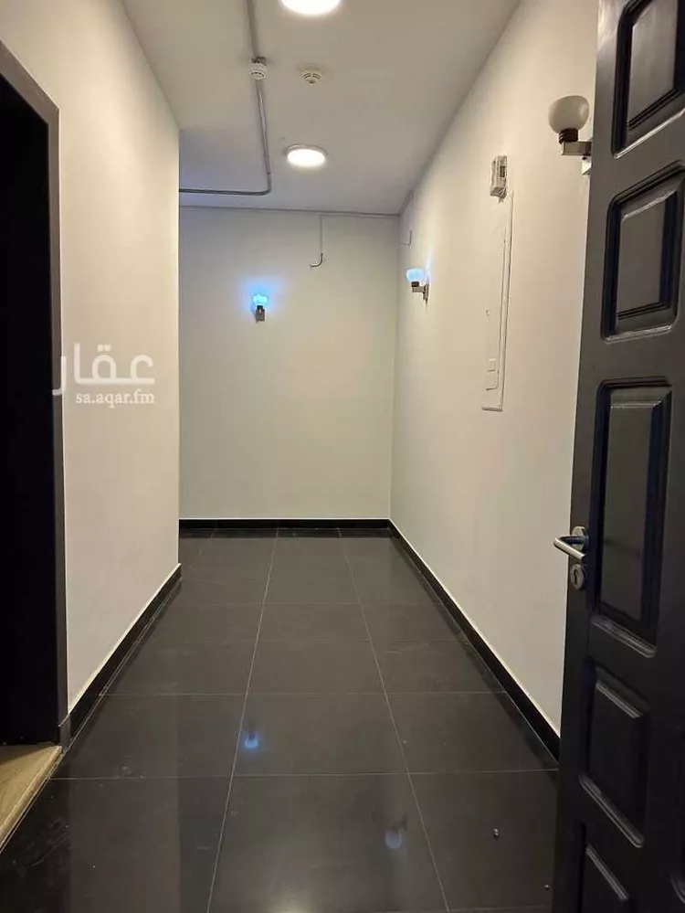 مكتب تجاري للإيجار في شارع التخصصي, حي النخيل, مدينة الرياض, منطقة الرياض صورة 4