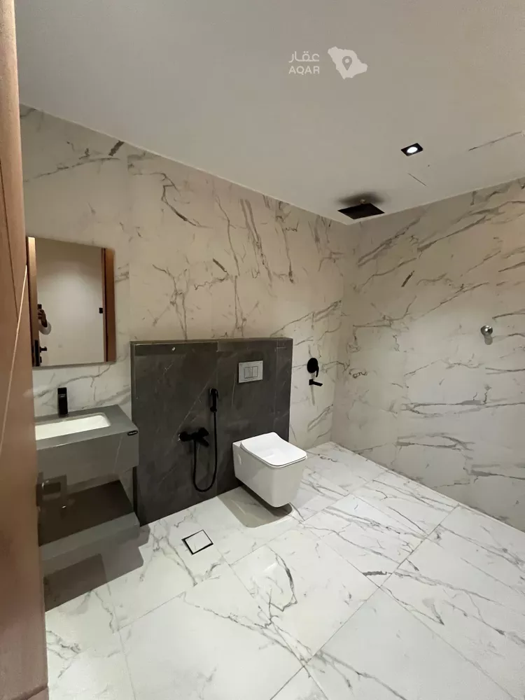 فيلا للإيجار في شارع عطاف بن القاسم, حي المهدية, مدينة الرياض, منطقة الرياض 22