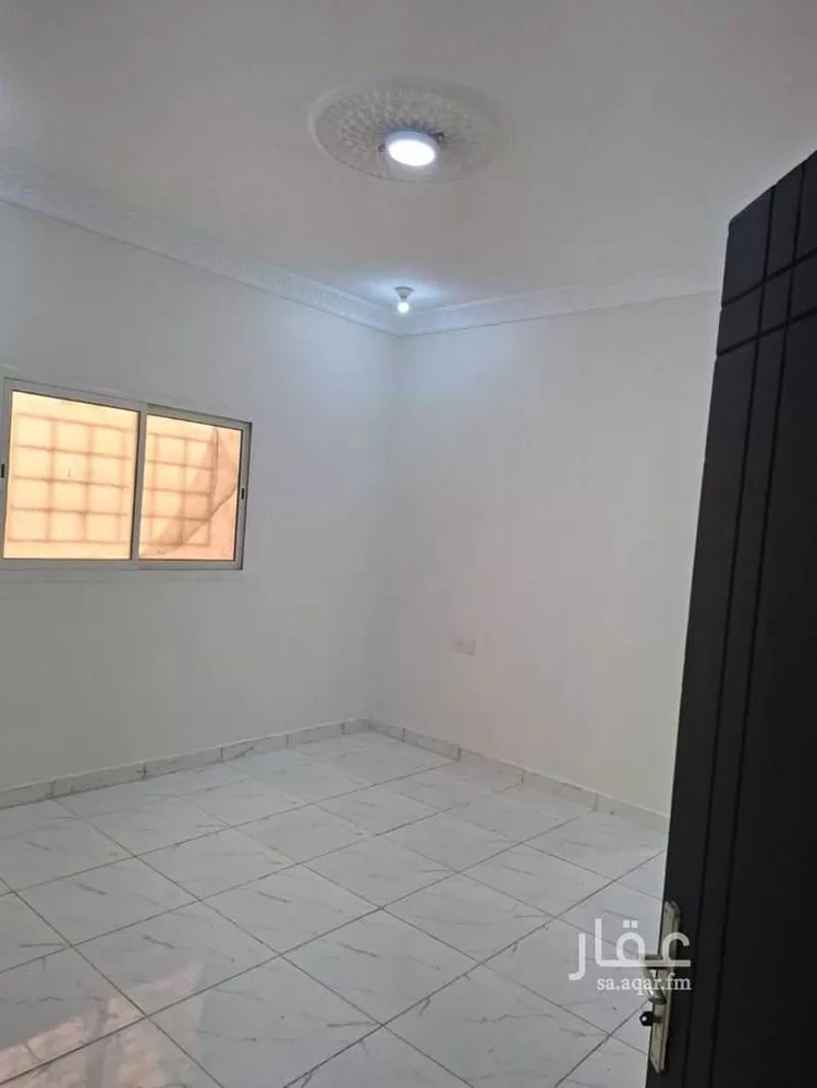 عمارة للإيجار في شارع ال عثمان, حي الجرادية, مدينة الرياض, منطقة الرياض صورة 4