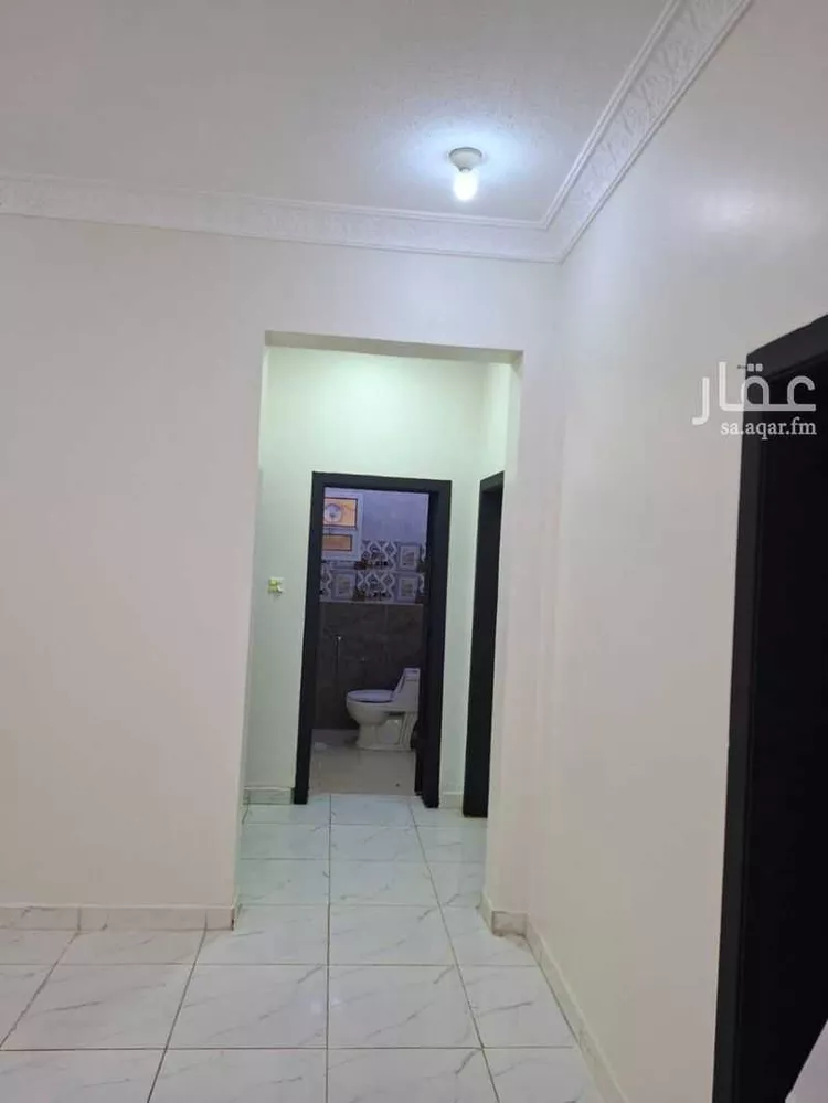 عمارة للإيجار في شارع ال عثمان, حي الجرادية, مدينة الرياض, منطقة الرياض صورة 3