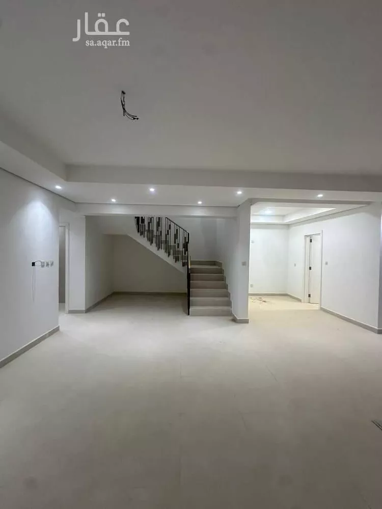 فيلا للإيجار في شارع الامير فيصل بن بندر بن عبدالعزيز الفرعي ، حي مطار الملك خالد الدولي ، الرياض ، منطقة الرياض