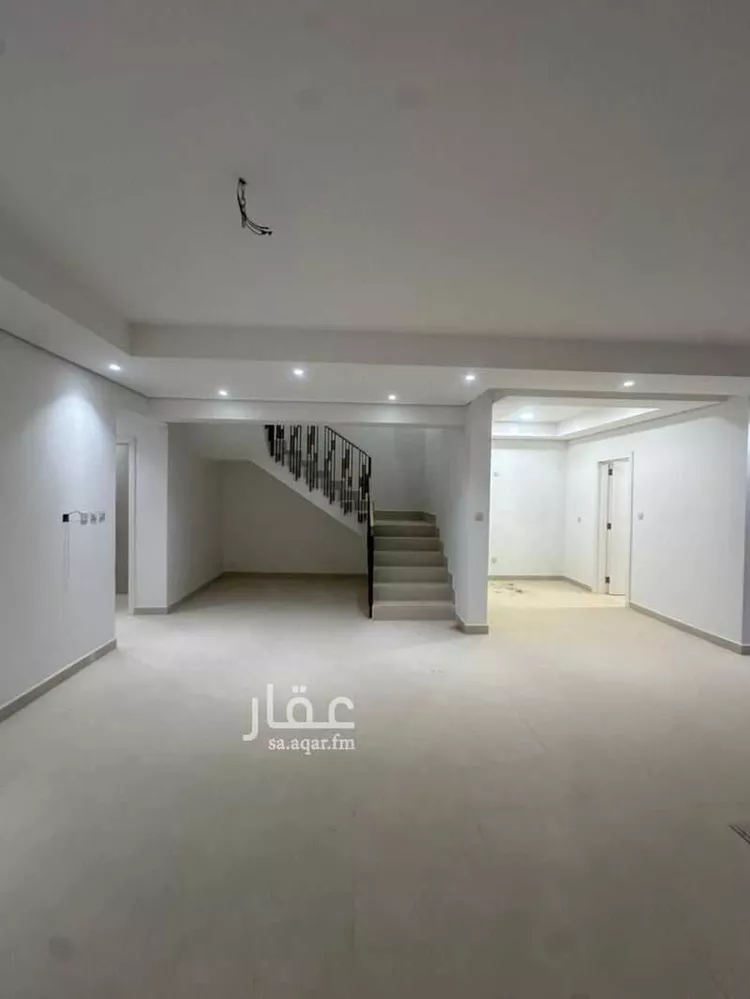 فيلا للإيجار في شارع الامير فيصل بن بندر بن عبدالعزيز الفرعي ، حي مطار الملك خالد الدولي ، الرياض ، منطقة الرياض صورة 5