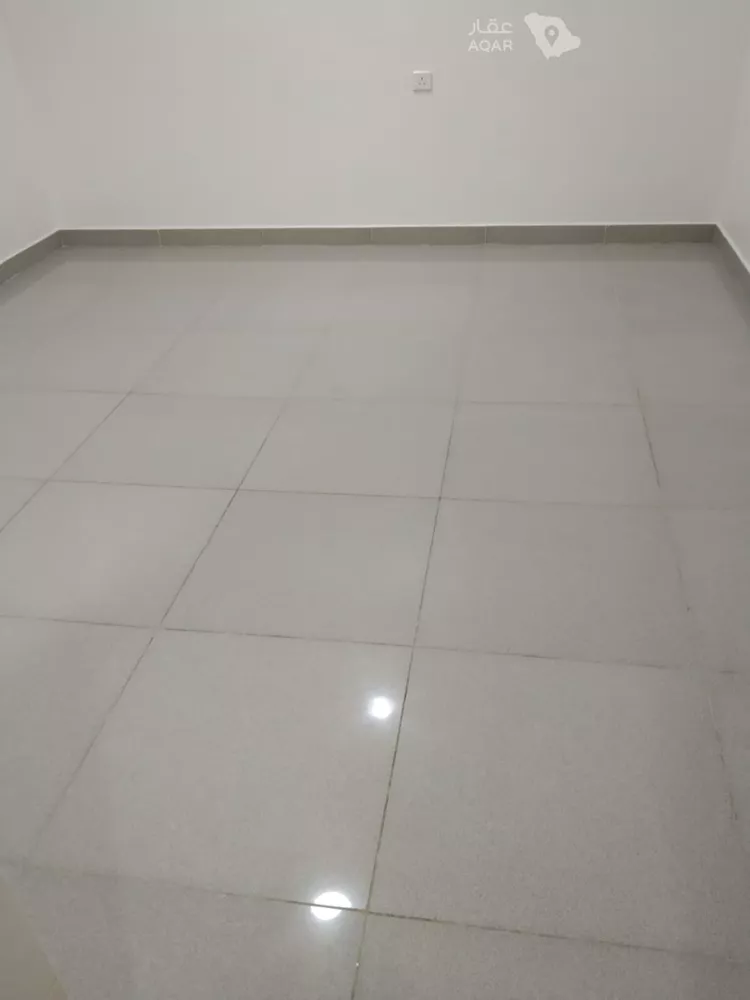 شقة للإيجار في شارع هجر, حي الضباط, مدينة الرياض, منطقة الرياض 15
