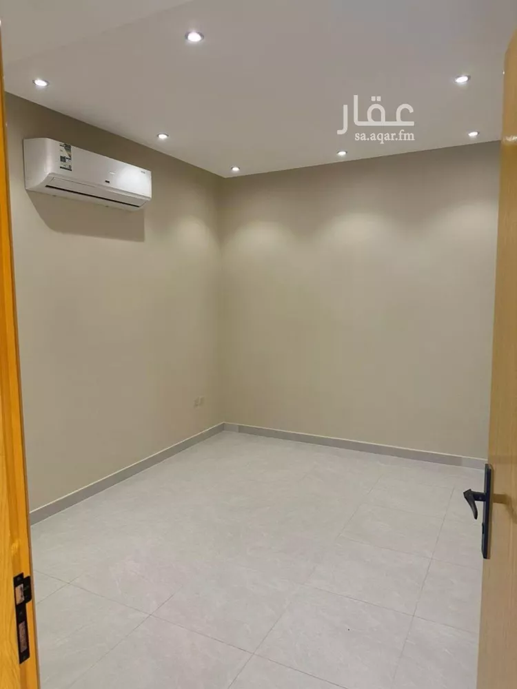 شقة للإيجار في شارع عبدالرحمن بن شقران, حي الضباط, مدينة الرياض, منطقة الرياض صورة 3