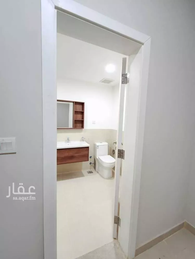 فيلا للبيع في شارع ثابت , حي مطار الملك خالد الدولي, مدينة الرياض, منطقة الرياض