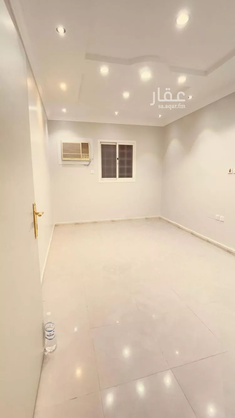 شقة للإيجار في شارع شهيد الدين ثم الوطن ناصر محمد العثمان, حي الشهداء, مدينة الرياض, منطقة الرياض