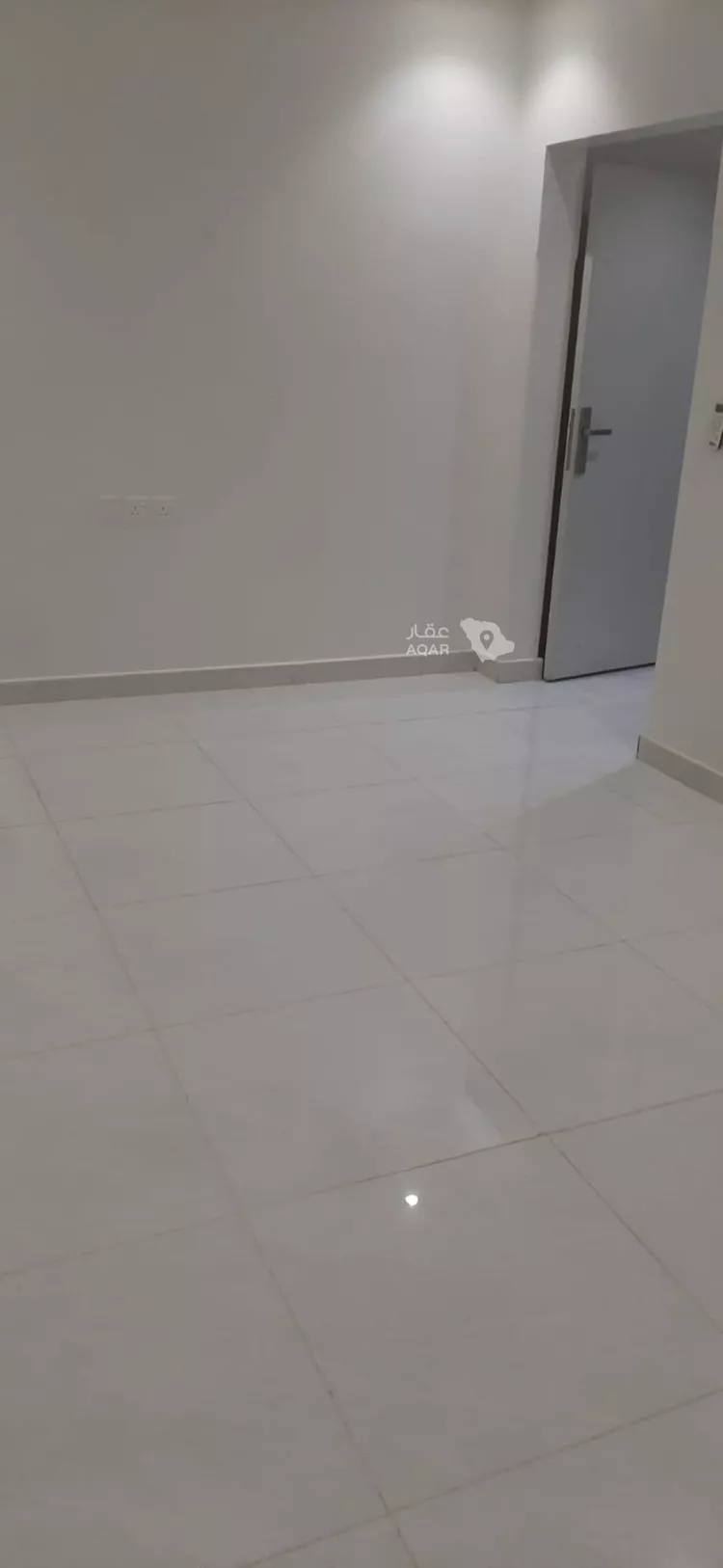 شقة للإيجار في شارع كوالالمبور, حي اليرموك, مدينة الرياض, منطقة الرياض 5