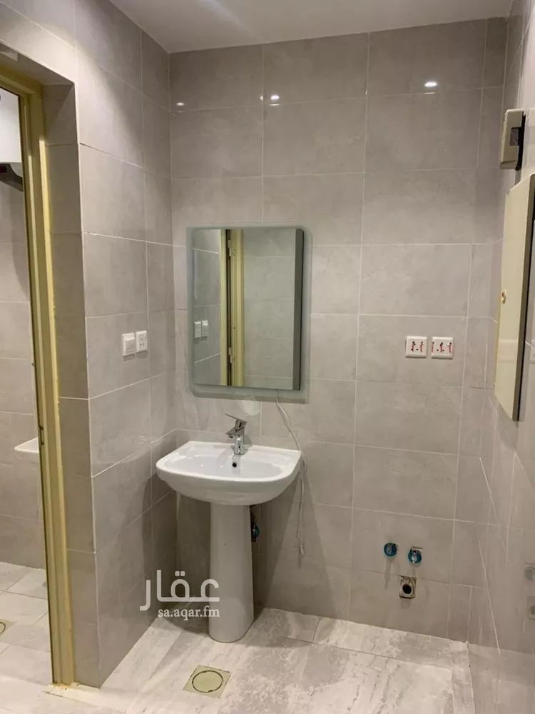 شقة للإيجار في شارع عين هيت, حي الملز, مدينة الرياض, منطقة الرياض صورة 2
