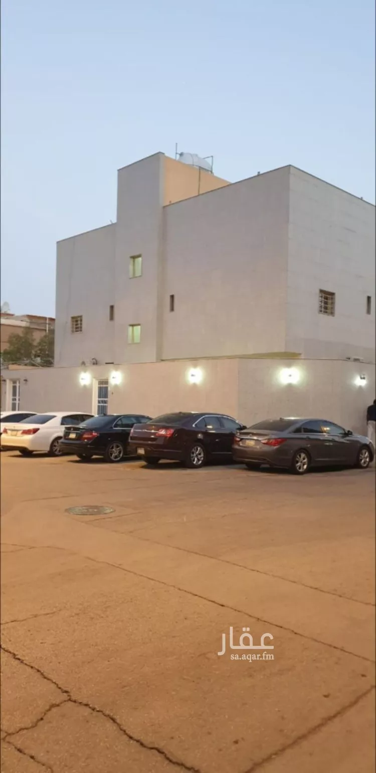 شقة للإيجار في شارع هجر, حي الضباط, مدينة الرياض, منطقة الرياض